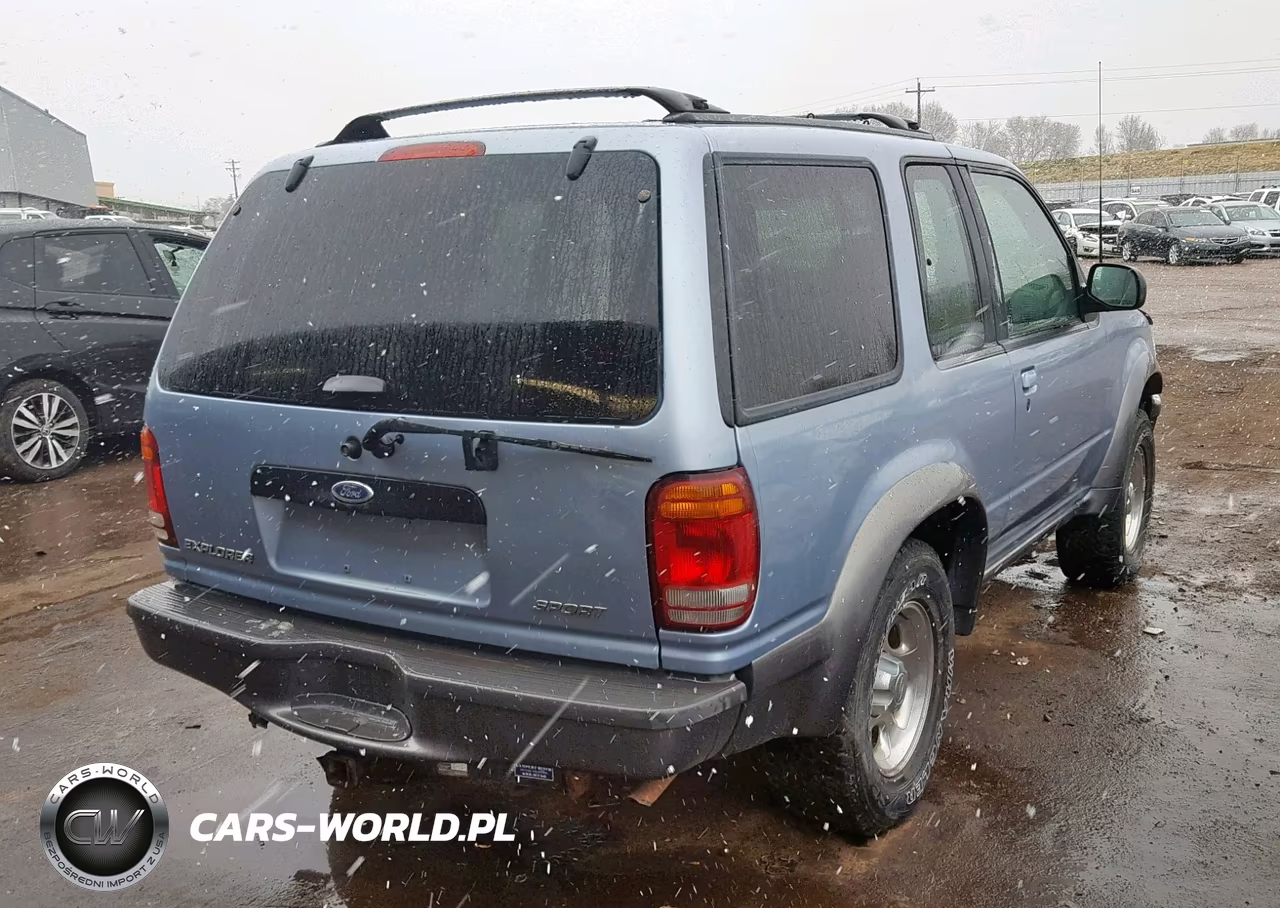 1998 Ford Explorer VIN:1FMYU24X2WUC30484 - 4