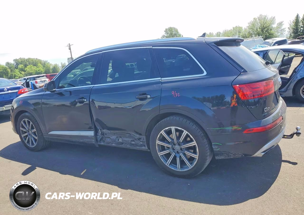2017 Audi Q7 Prestige VIN:WA1VABF70HD019519 - 2