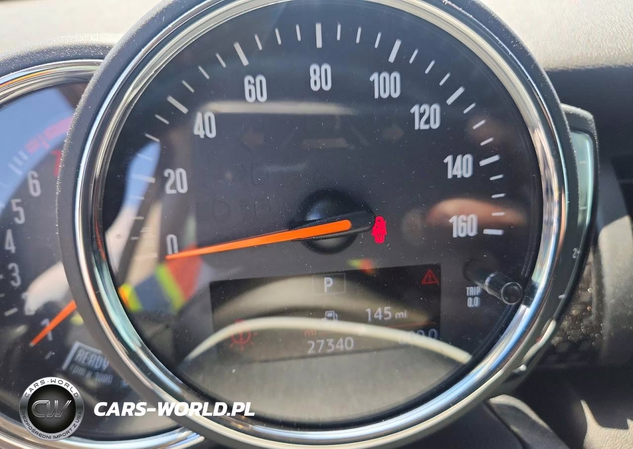 2020 Mini Cooper S VIN:WMWXR5C01L2L85233 - 9