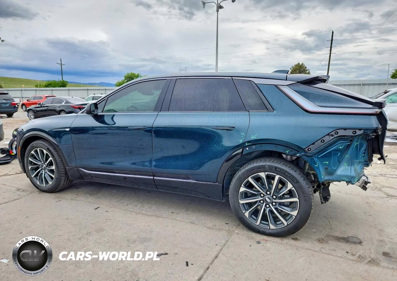 2024 Cadillac Lyriq Sport VIN:1GYKPVRL7RZ142475 - 2