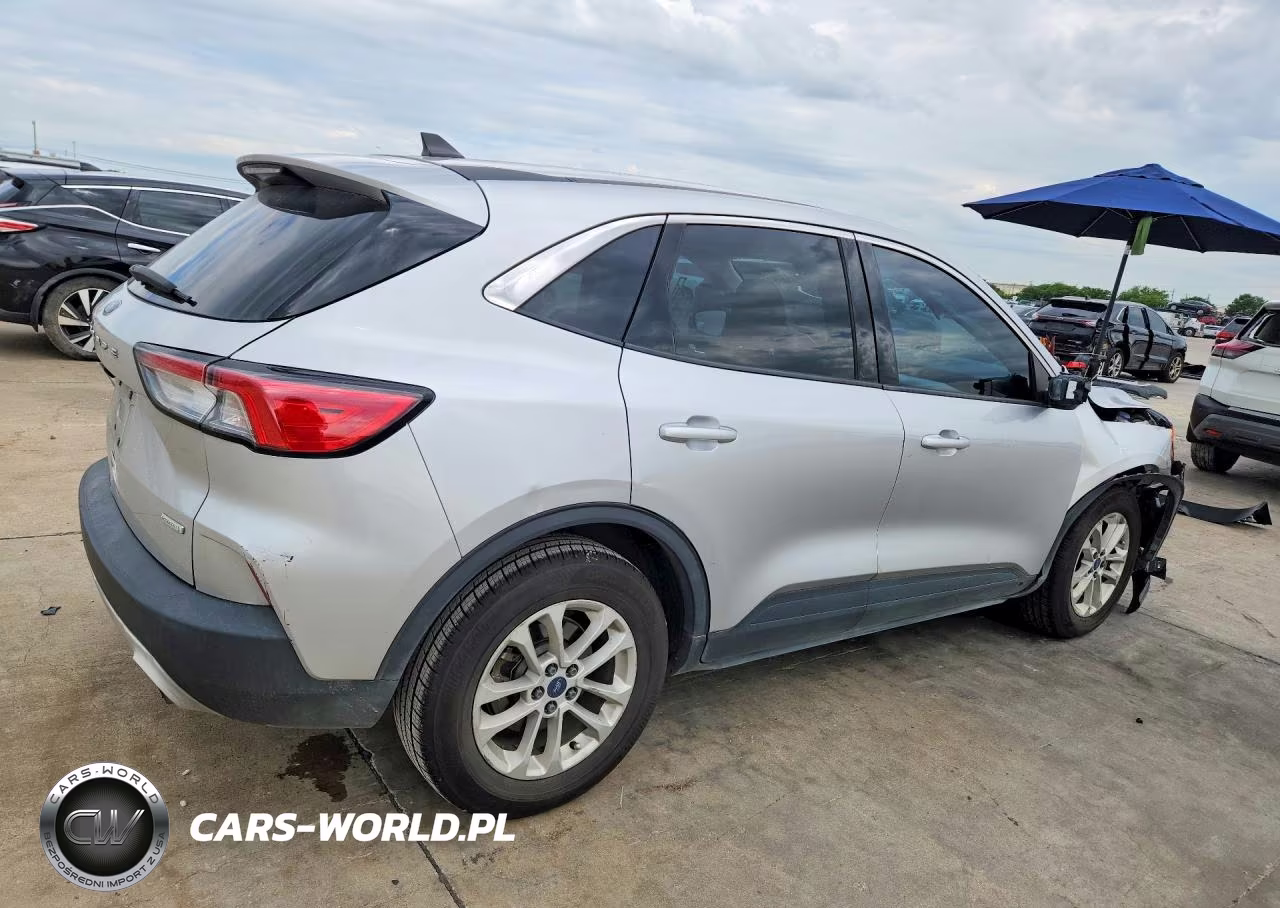 2020 Ford Escape Se VIN:1FMCU0G64LUB01661 - 3