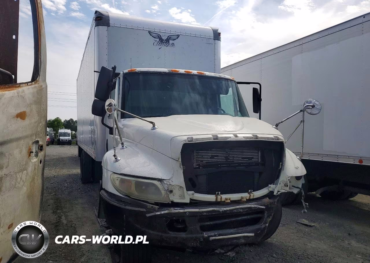 2003 International 4000 4300