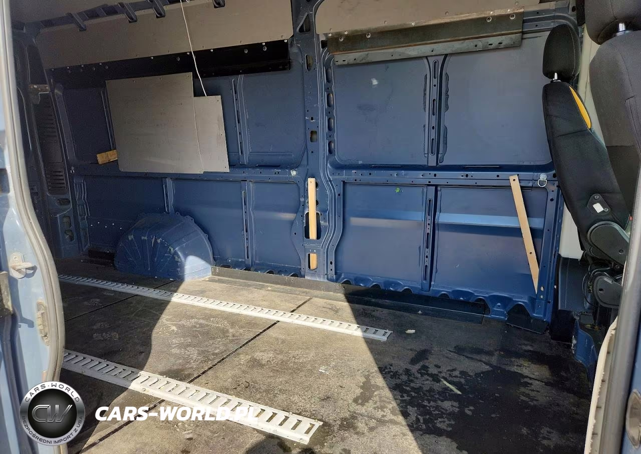 2020 Ram Promaster 3500 Delivery Van VIN:3C6URVJGXLE108421 - 11