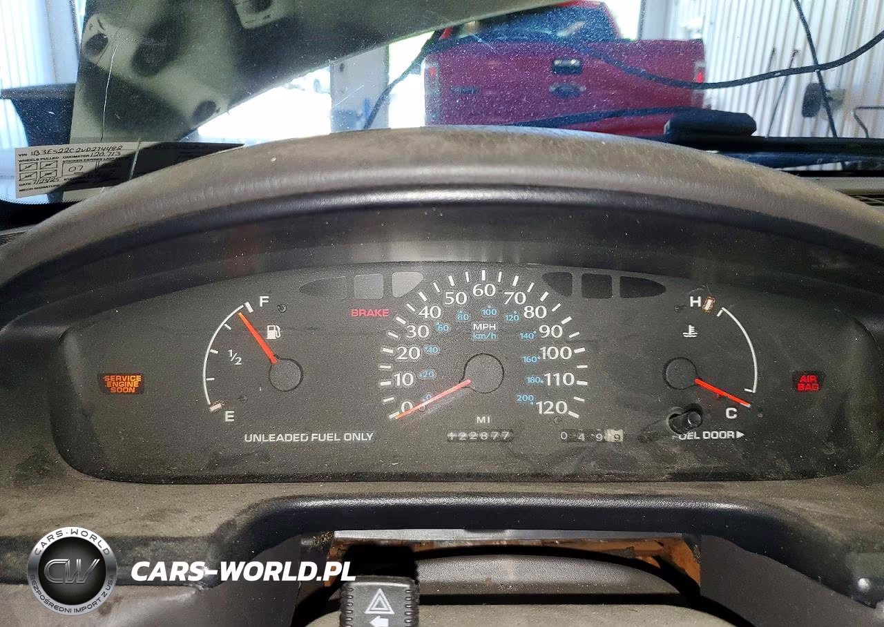 1997 Dodge Neon Base VIN:1B3ES22C2VD274482 - 9