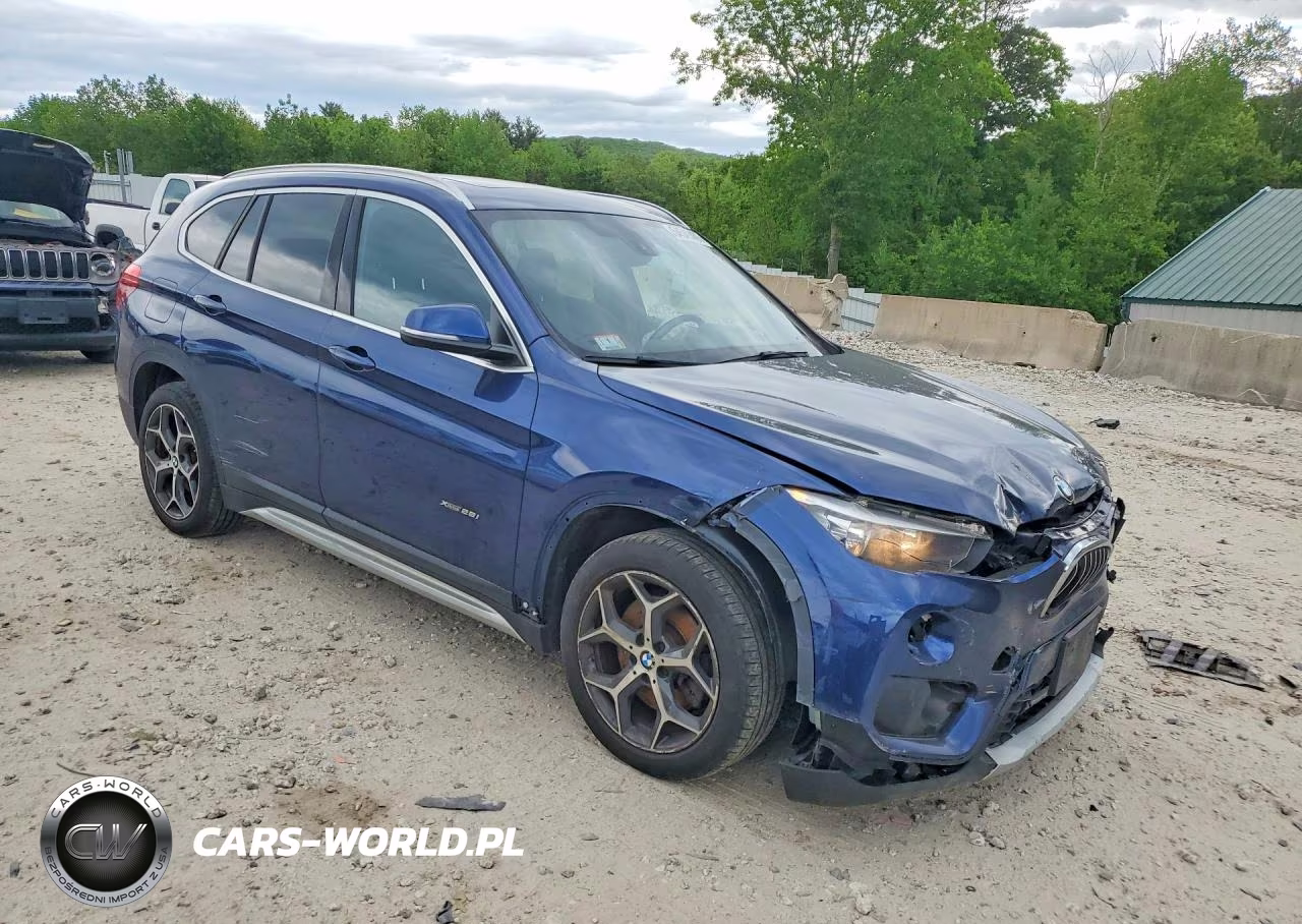 2018 BMW X1 xDrive28I VIN:WBXHT3C31J5L25930 - 4