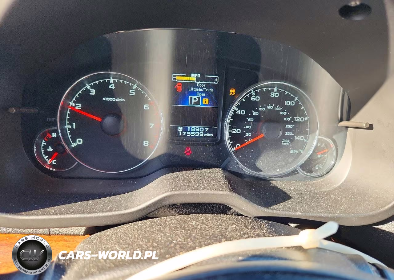 2014 Subaru Outback 2.5I Limited VIN:4S4BRBLC3E3241407 - 9