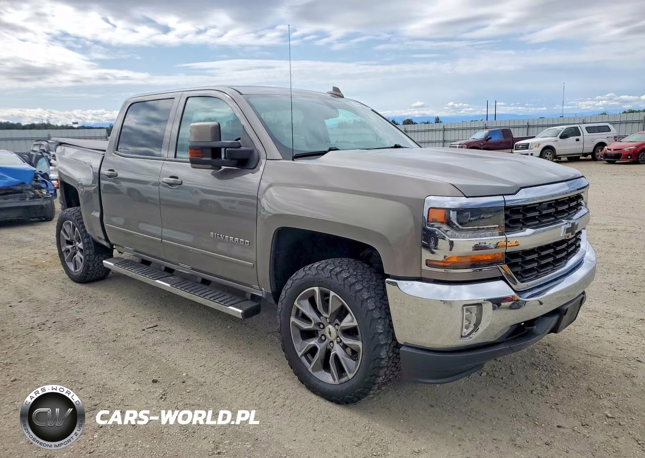 2017 Chevrolet Silverado K1500 Lt VIN:3GCUKREC4HG256944 - 4