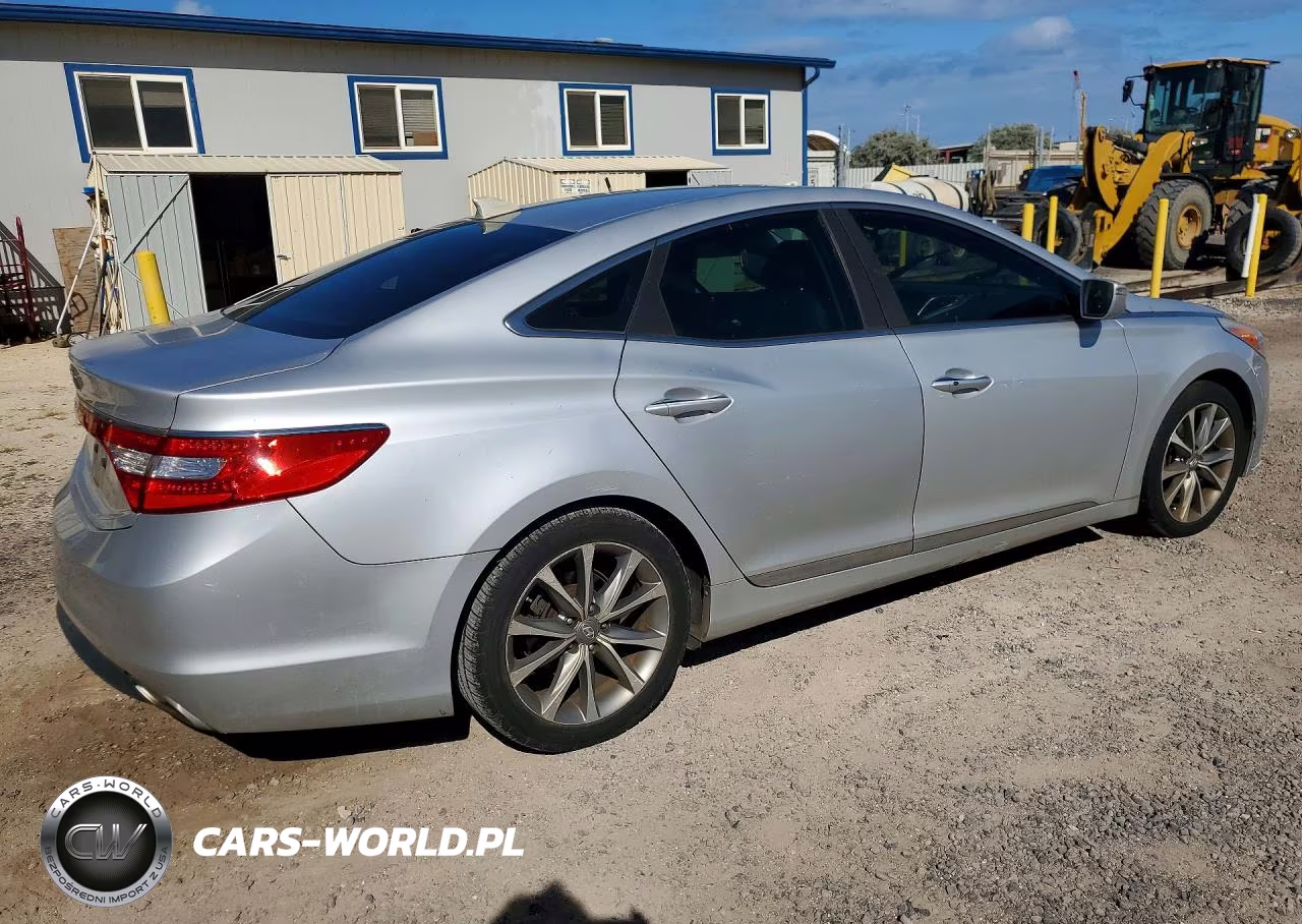 2016 Hyundai Azera Base VIN:KMHFG4JG8GA529396 - 3