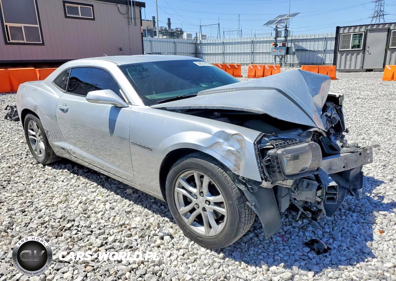 2013 Chevrolet Camaro VIN:2G1FB1E3XD9189810 - 4