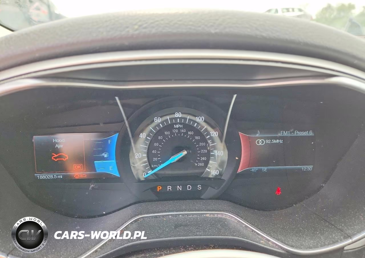 2014 Ford Fusion Se VIN:1FA6P0H75E5401888 - 9