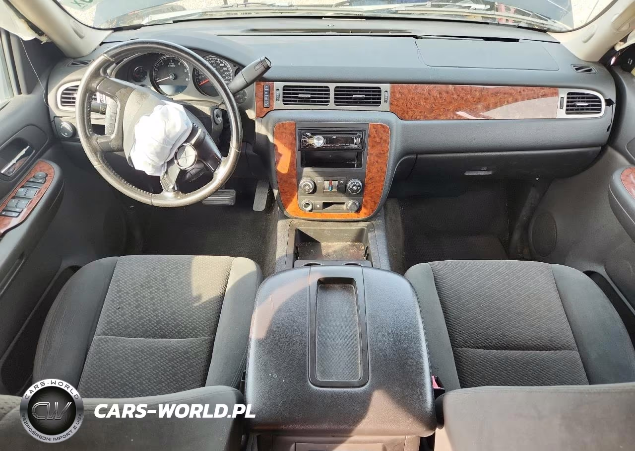 2008 Chevrolet Avalanche C1500 VIN:3GNEC120X8G121715 - 8