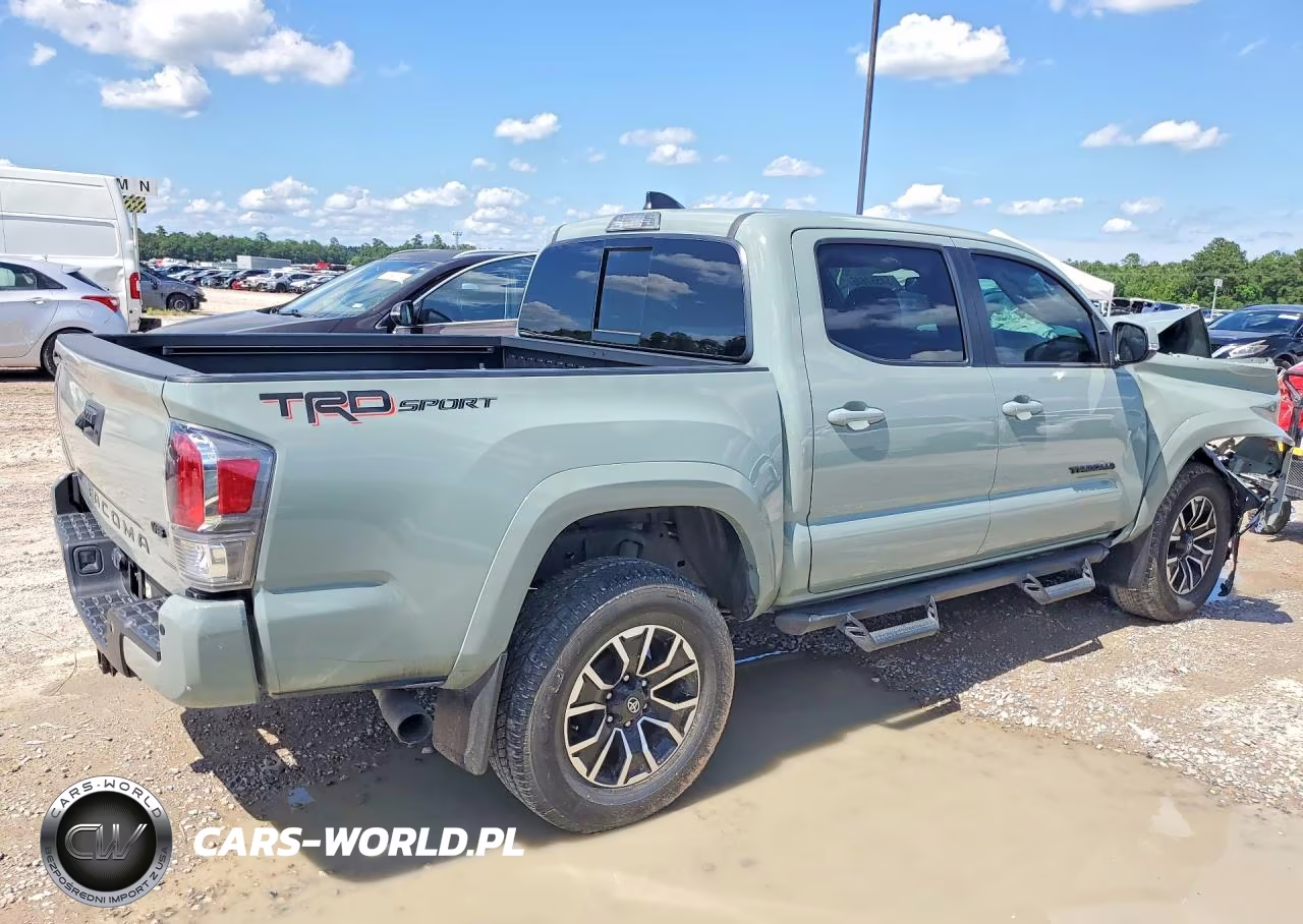 2023 Toyota Tacoma Trd Sport VIN:3TYAZ5CN2PT034757 - 3
