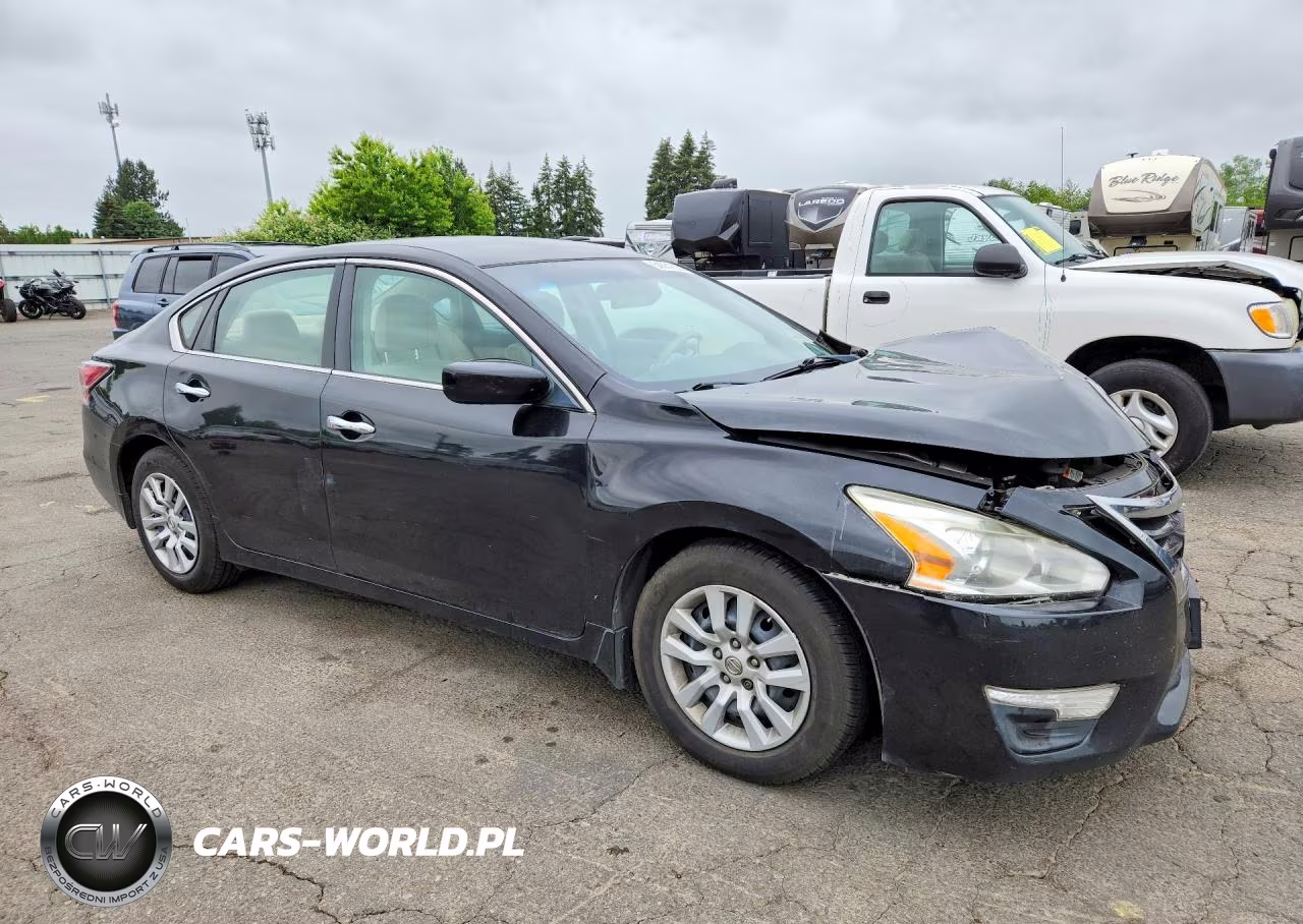 2015 Nissan Altima 2.5 S VIN:1N4AL3AP5FC148828 - 4