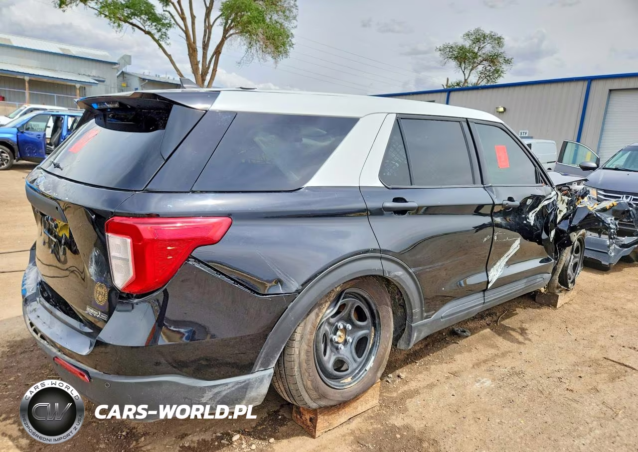 2024 Ford Explorer Police Interceptor VIN:1FM5K8AC5RGA26262 - 3