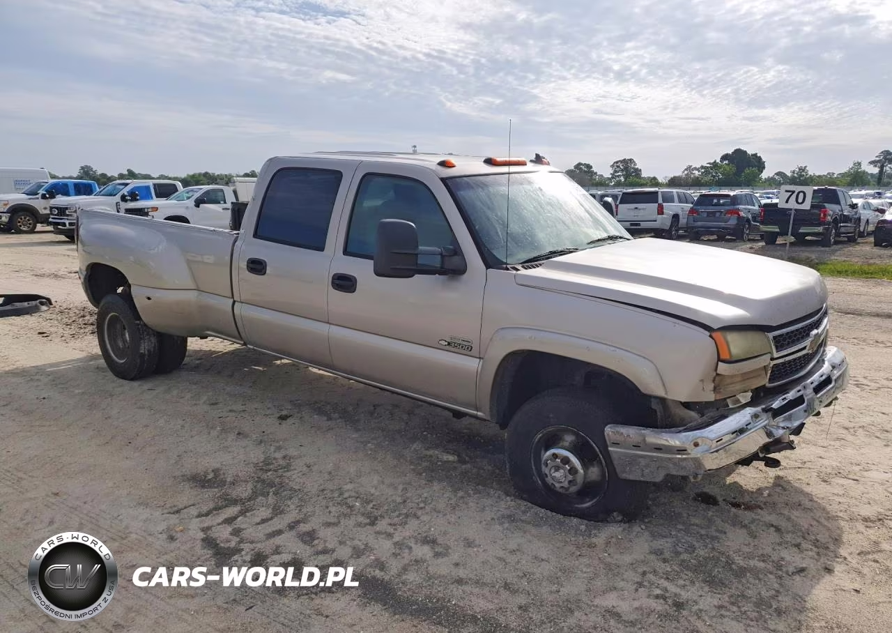 2007 Chevrolet Silverado K3500 VIN:1GCJK33D57F159957 - 4