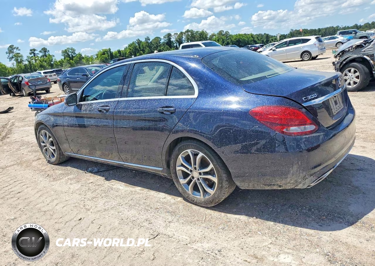 2016 Mercedes-Benz C 300 VIN:55SWF4JB7GU111042 - 2