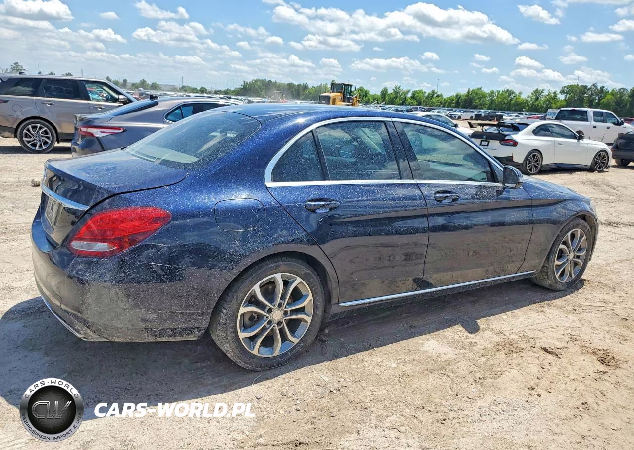 2016 Mercedes-Benz C 300 VIN:55SWF4JB7GU111042 - 3