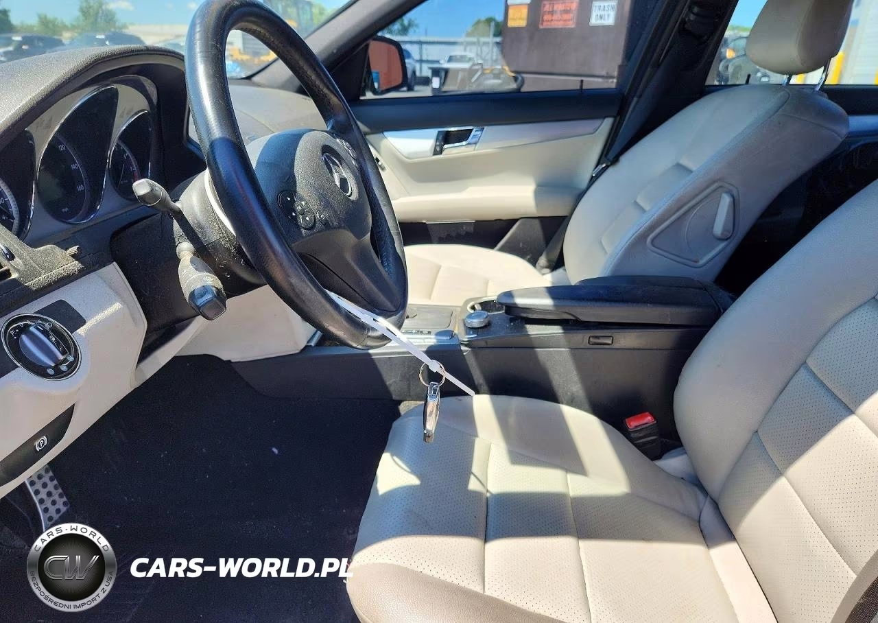 2009 Mercedes-Benz C 300 VIN:WDDGF54X19F233001 - 7