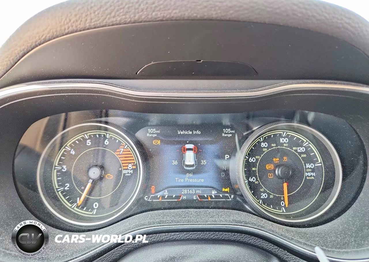 2022 Jeep Cherokee Latitude Lux VIN:1C4PJLMX4ND530346 - 9