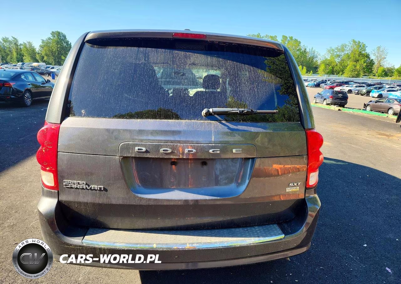 2016 Dodge Grand Caravan Sxt VIN:2C4RDGCG3GR375880 - 6