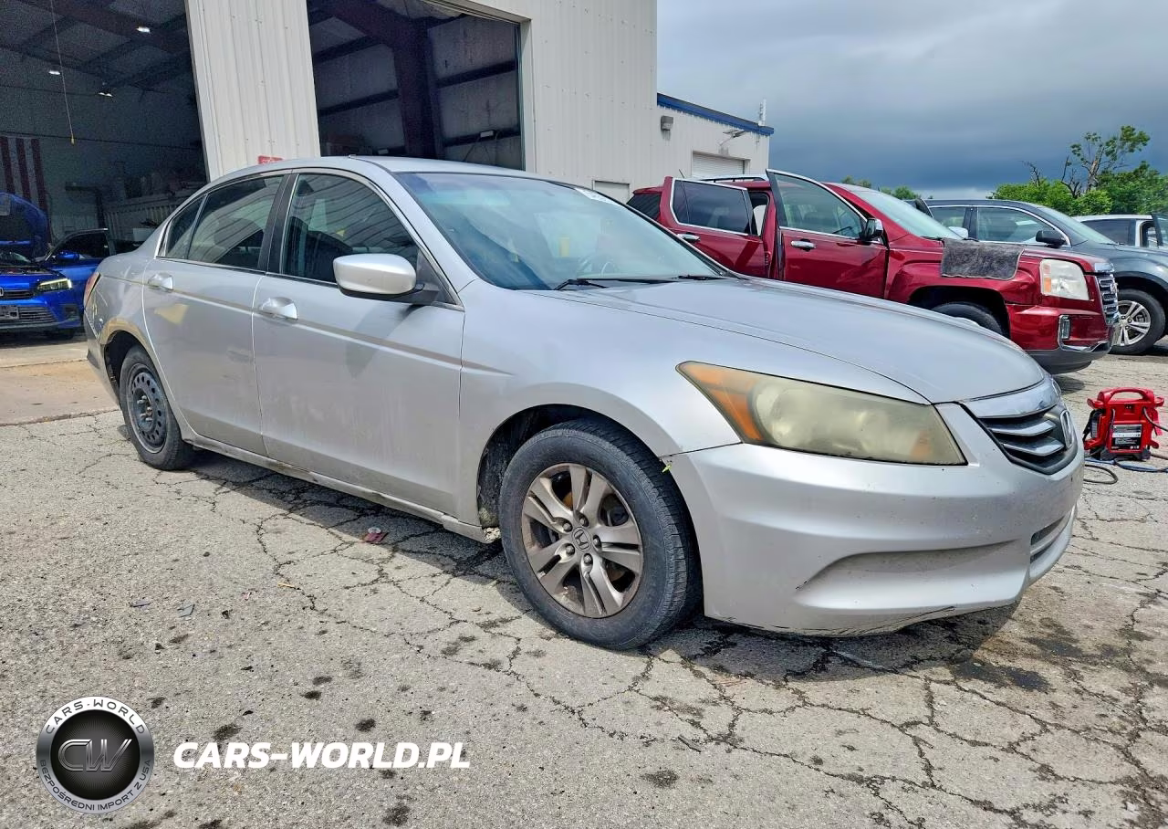 2011 Honda Accord Lx VIN:1HGCP2F33BA022627 - 4