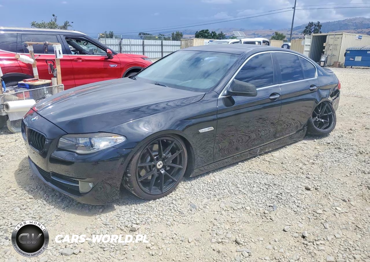 2011 BMW 528 I – zdjęcie 1 z 12