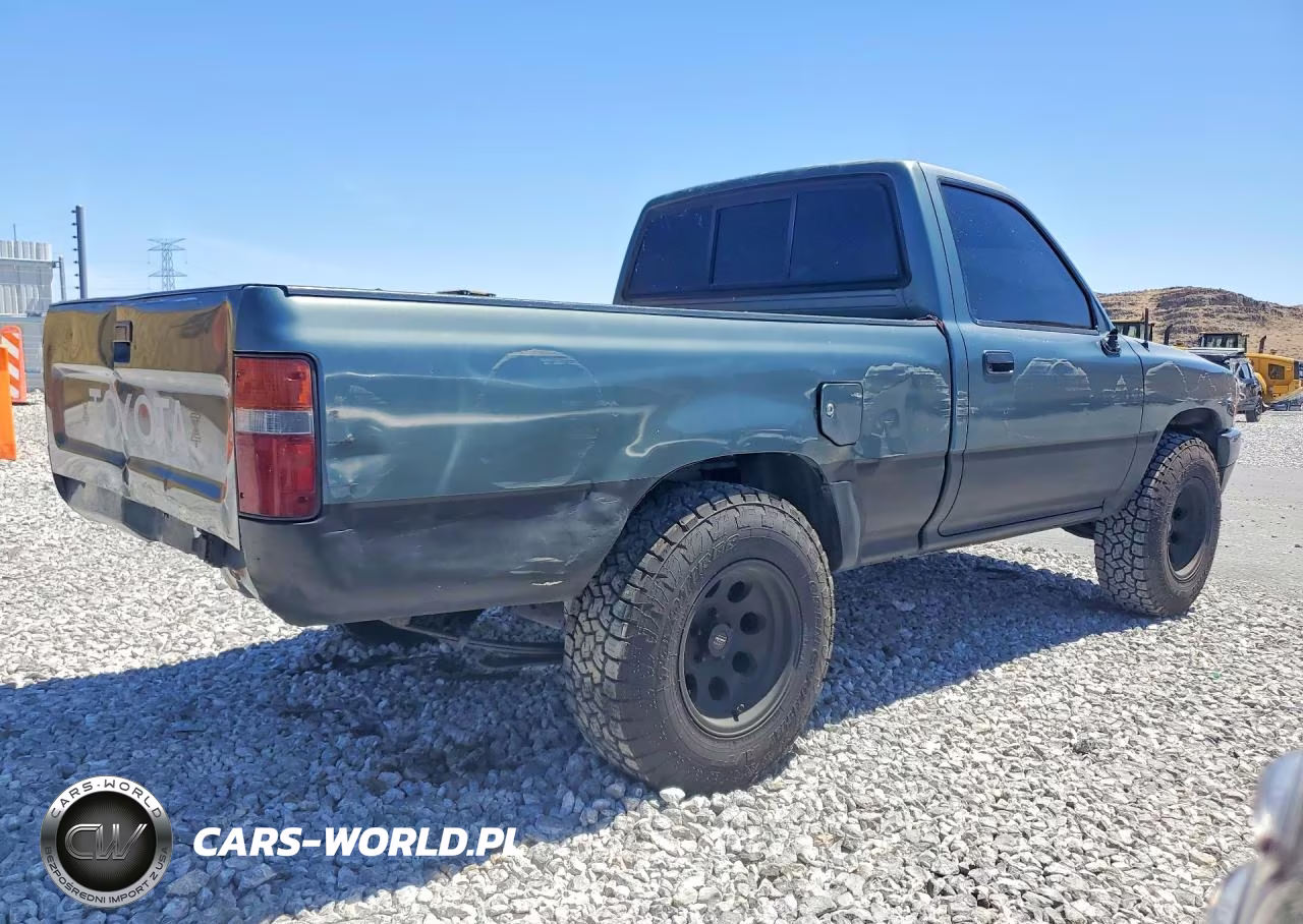 1993 Toyota Pickup Base VIN:4TARN81A6PZ150677 - 3