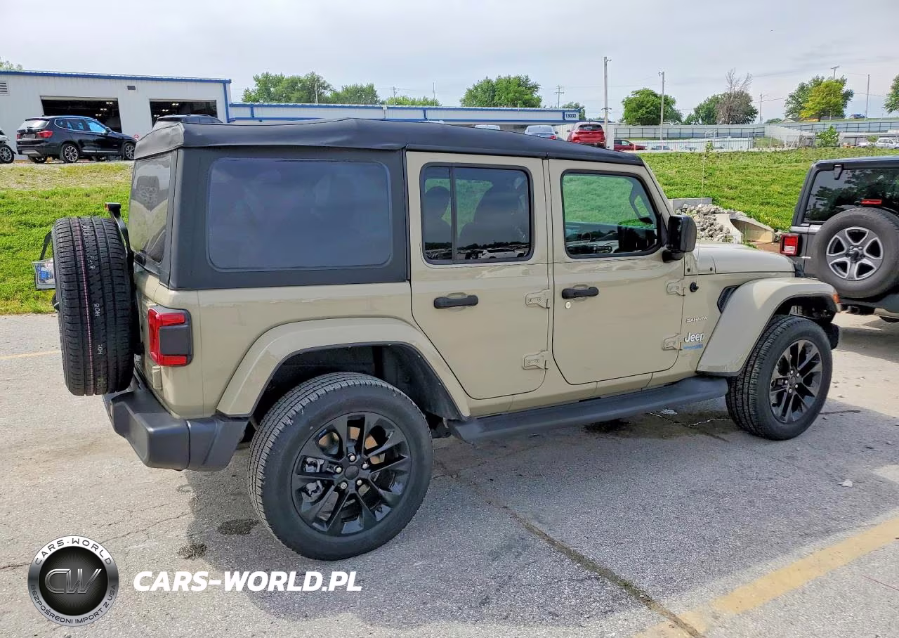 2022 Jeep Wrangler Unlimited Sahara 4Xe VIN:1C4JJXP61NW277006 - 3