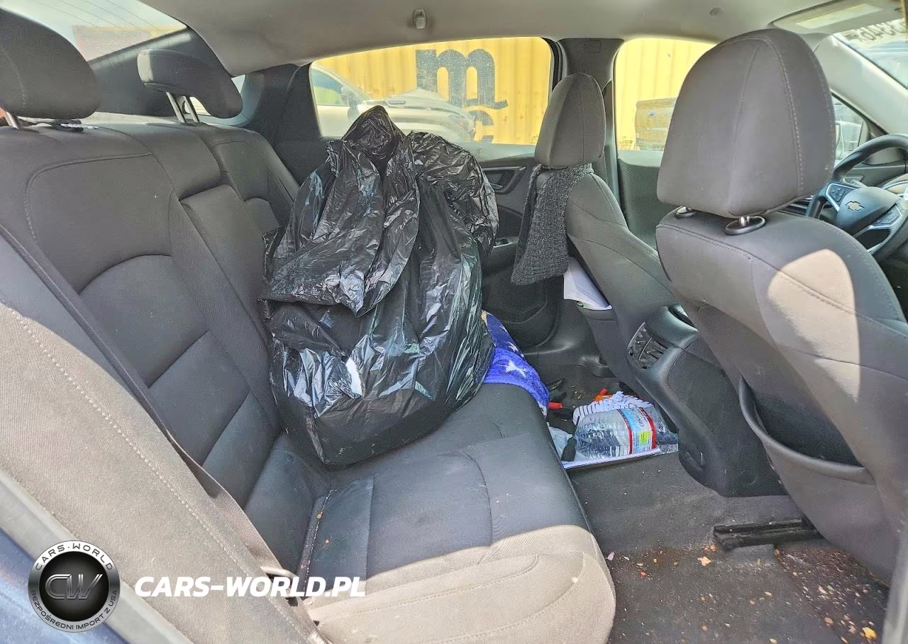 2019 Chevrolet Malibu Lt VIN:1G1ZD5ST9KF213568 - 10
