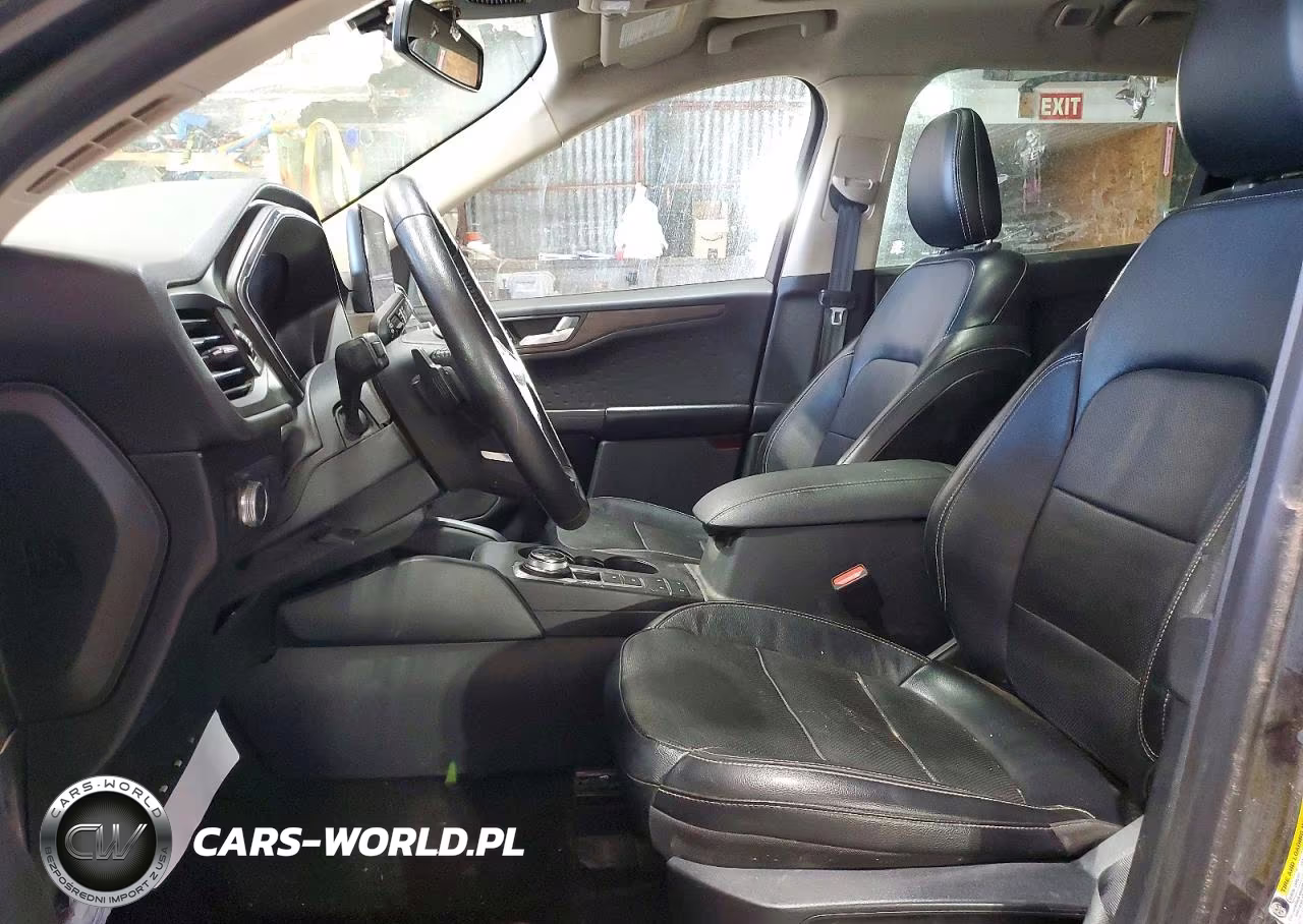 2020 Ford Escape Titanium VIN:1FMCU9J93LUB54813 - 7