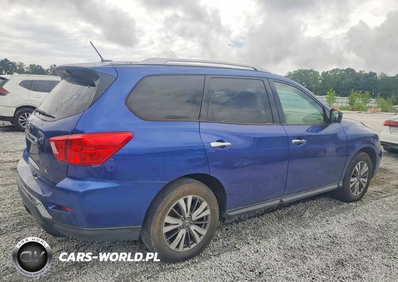 2018 Nissan Pathfinder S VIN:5N1DR2MNXJC617975 - 3