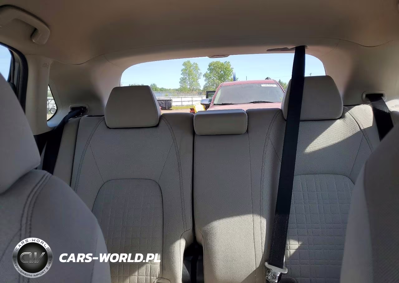 2023 Honda Hr-V Lx VIN:3CZRZ1H38PM707768 - 10