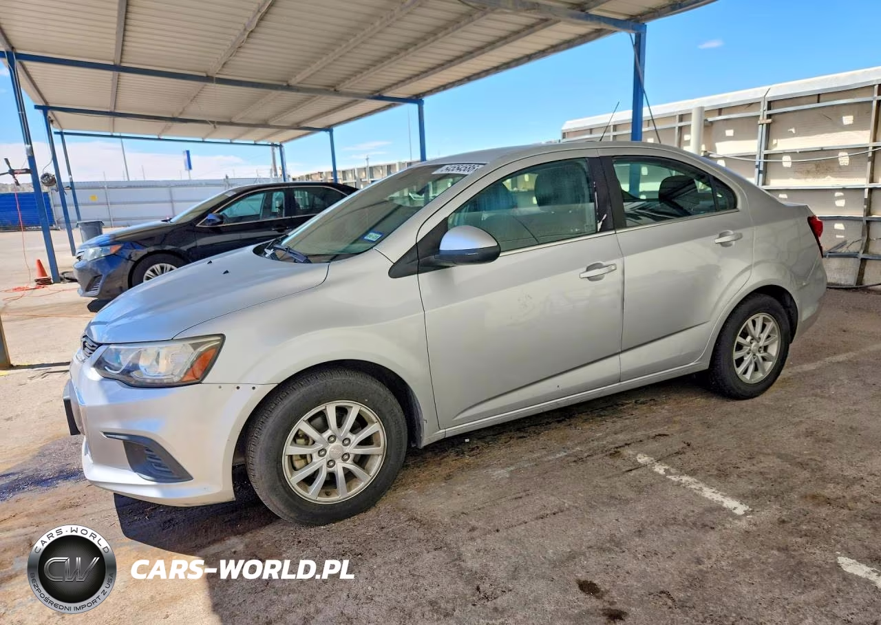 2017 Chevrolet Sonic Lt