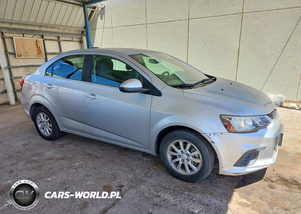 2017 Chevrolet Sonic Lt VIN:1G1JD5SH9H4140179 - 4