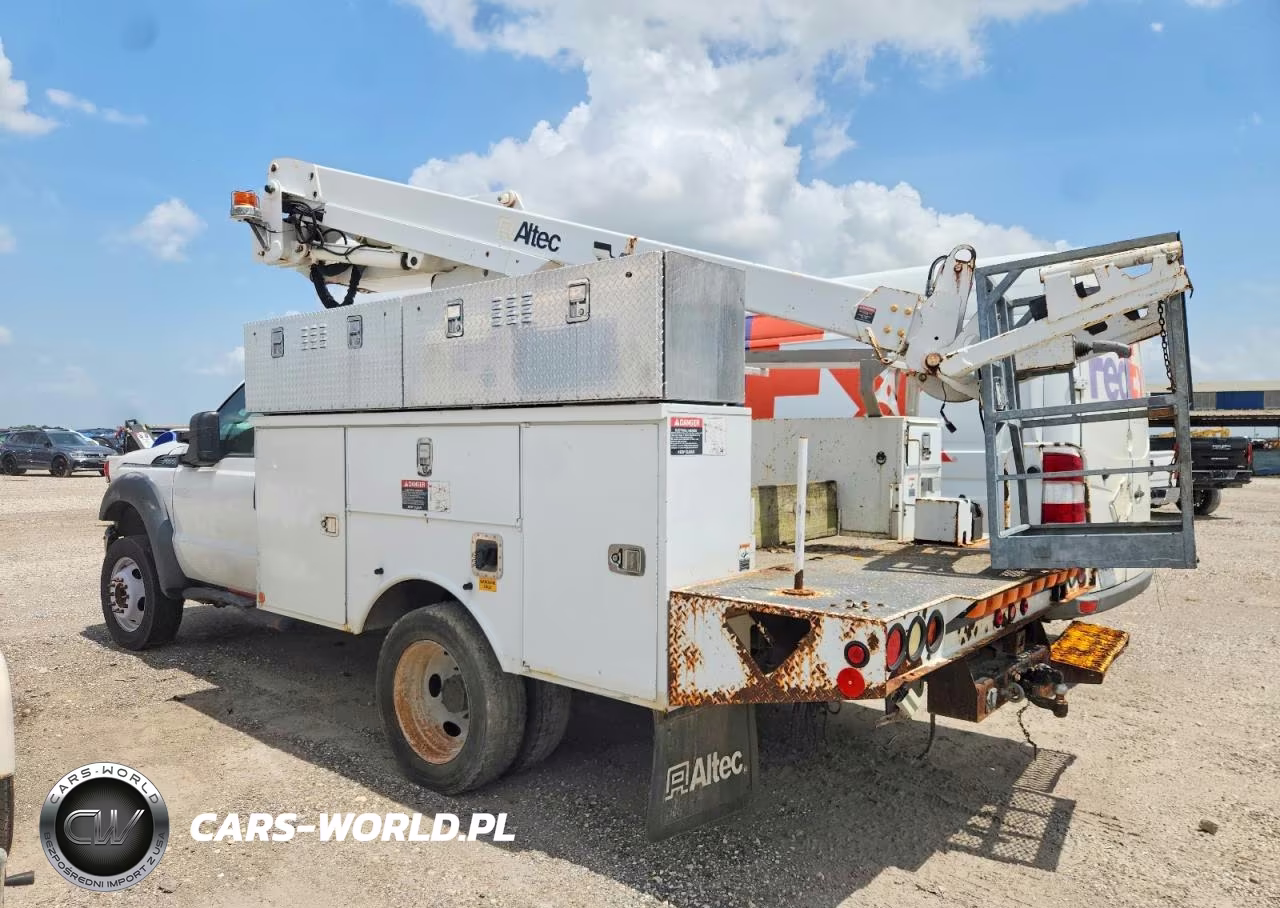 2014 Ford F550 Super Duty Cable Placer Bucket Truck VIN:1FDUF5GY5EEB88447 - 3