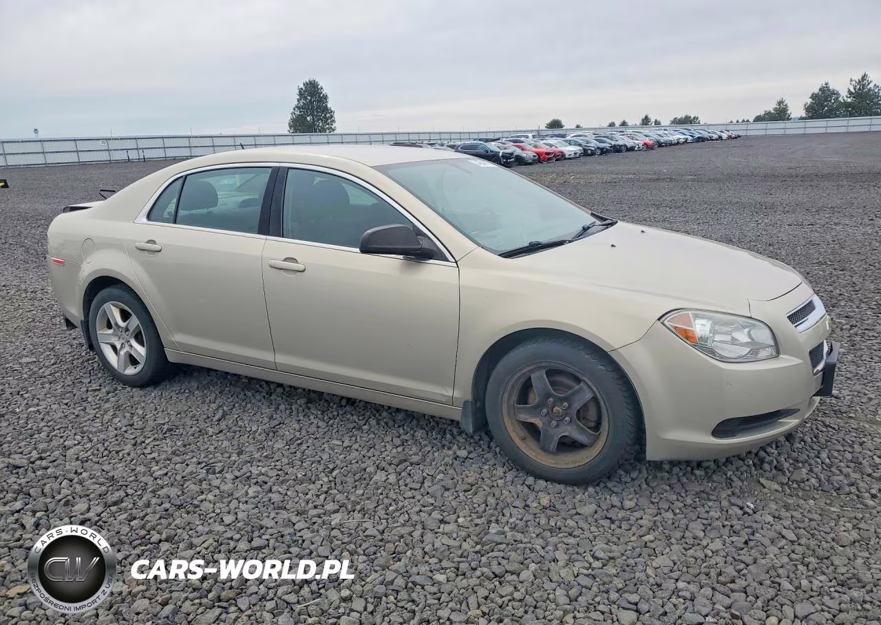 2011 Chevrolet Malibu Ls VIN:1G1ZB5E12BF270095 - 4