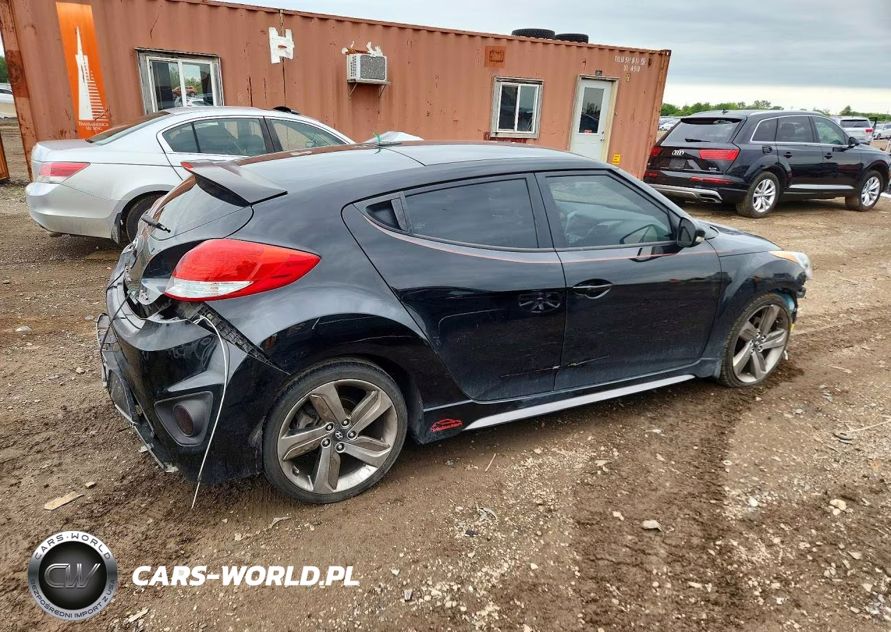 2015 Hyundai Veloster Turbo VIN:KMHTC6AE1FU237515 - 3