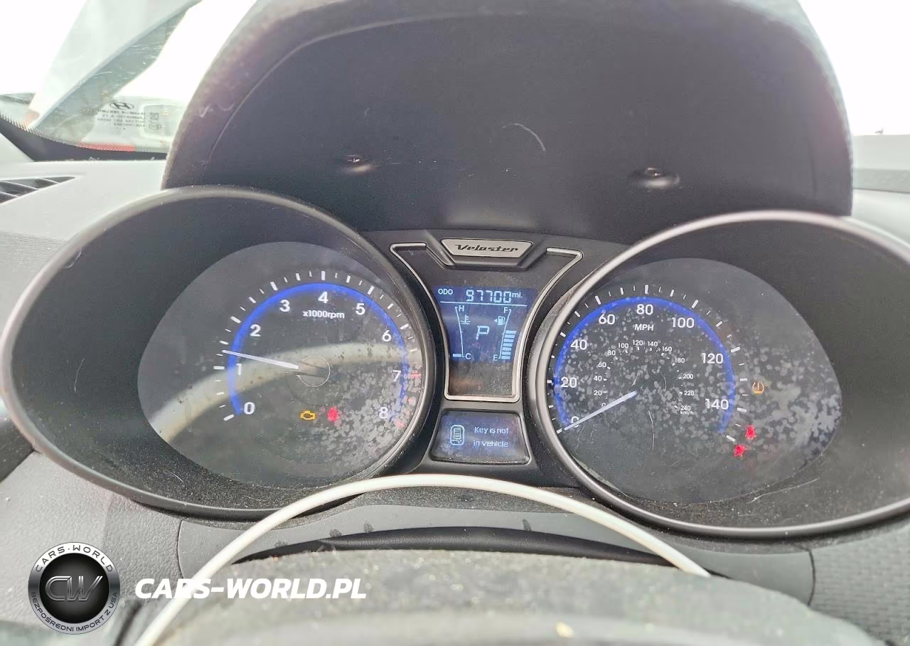2015 Hyundai Veloster Turbo VIN:KMHTC6AE1FU237515 - 9