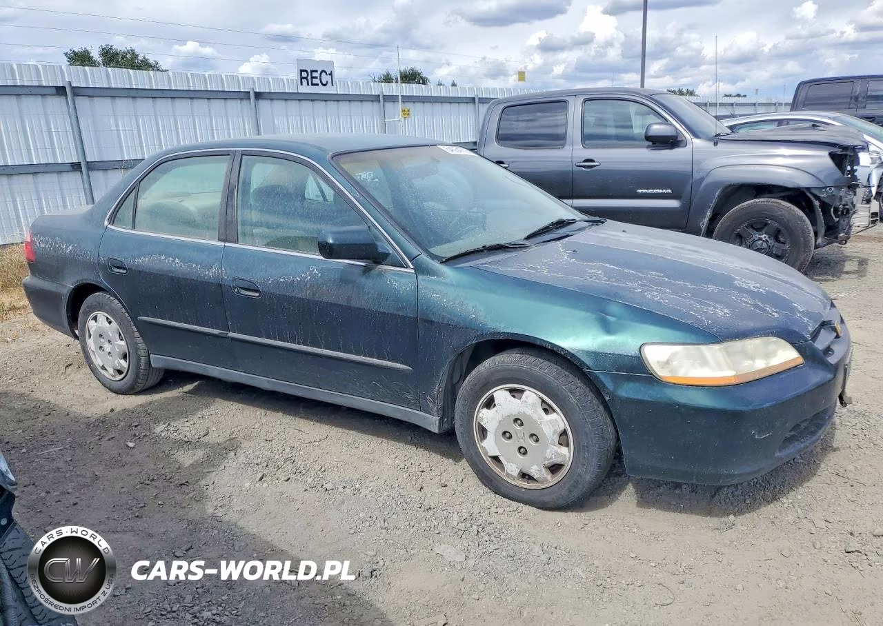 1998 Honda Accord Lx VIN:1HGCG5647WA196720 - 4