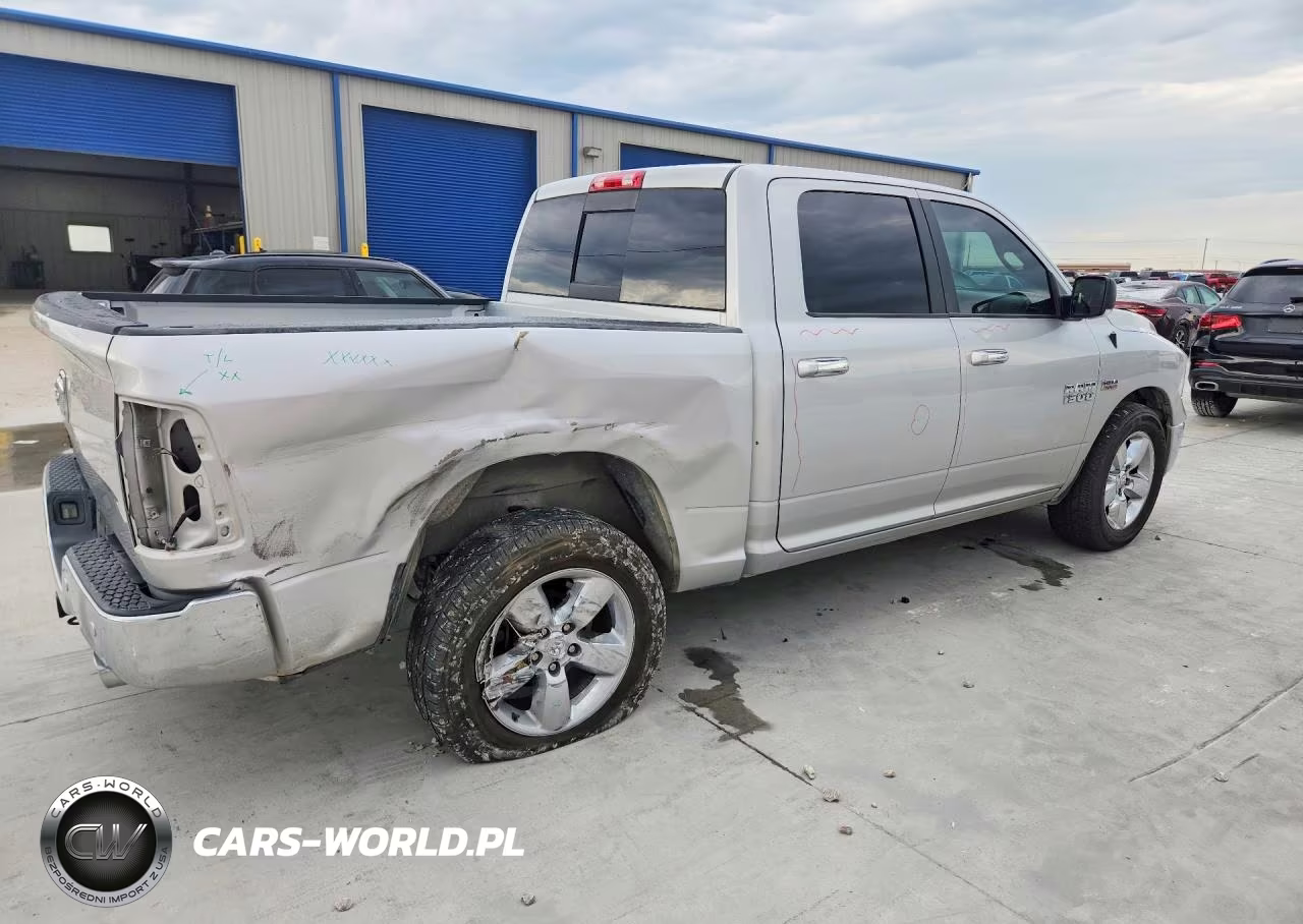 2017 Ram 1500 Slt VIN:3C6RR6LT0HG716899 - 3