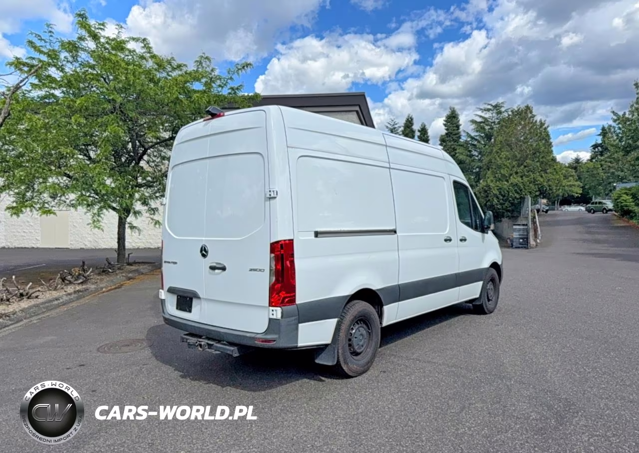 2021 Mercedes-Benz Sprinter 2500 Standard Roof V6 VIN:W1Y4EBHYXMT057895 - 4