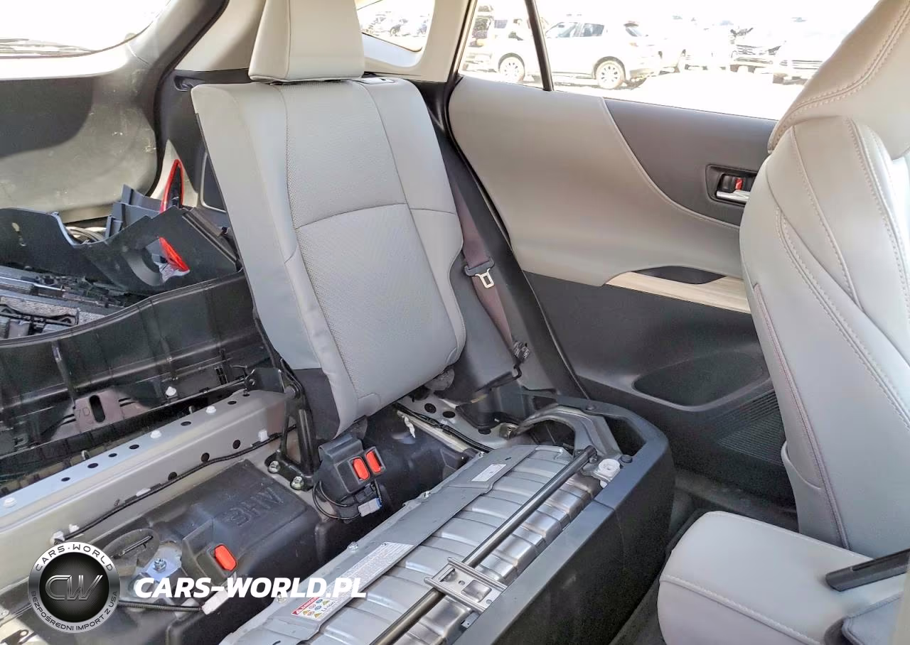 2024 Toyota Venza Limited VIN:JTEAAAAH8RJ176888 - 10