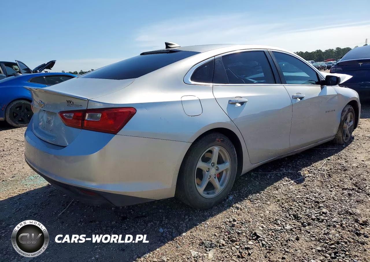 2018 Chevrolet Malibu Ls VIN:1G1ZB5ST2JF147627 - 3