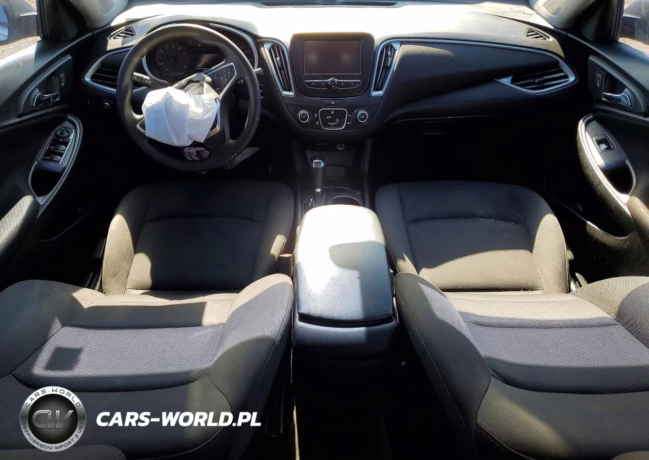 2018 Chevrolet Malibu Ls VIN:1G1ZB5ST2JF147627 - 8