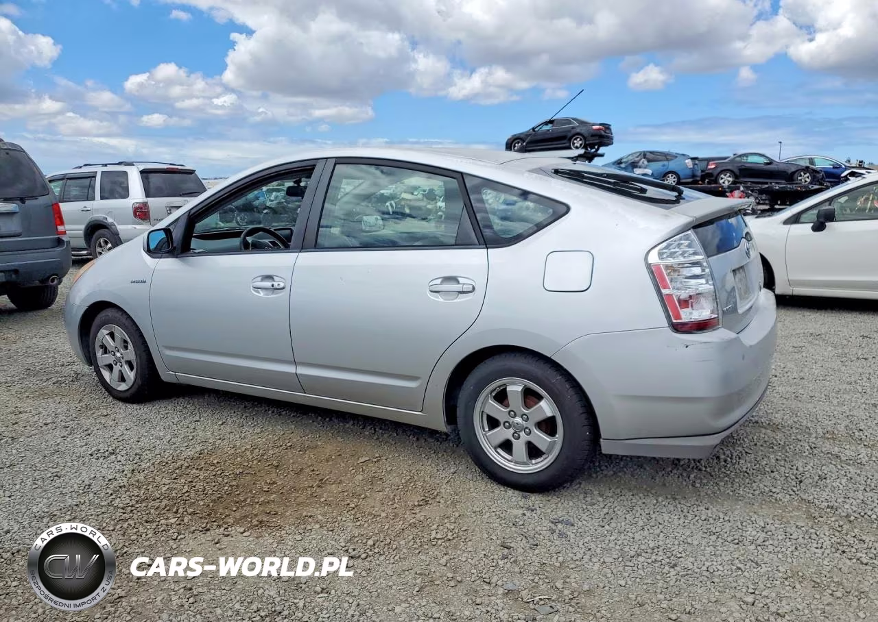 2008 Toyota Prius Base VIN:JTDKB20U287789739 - 2