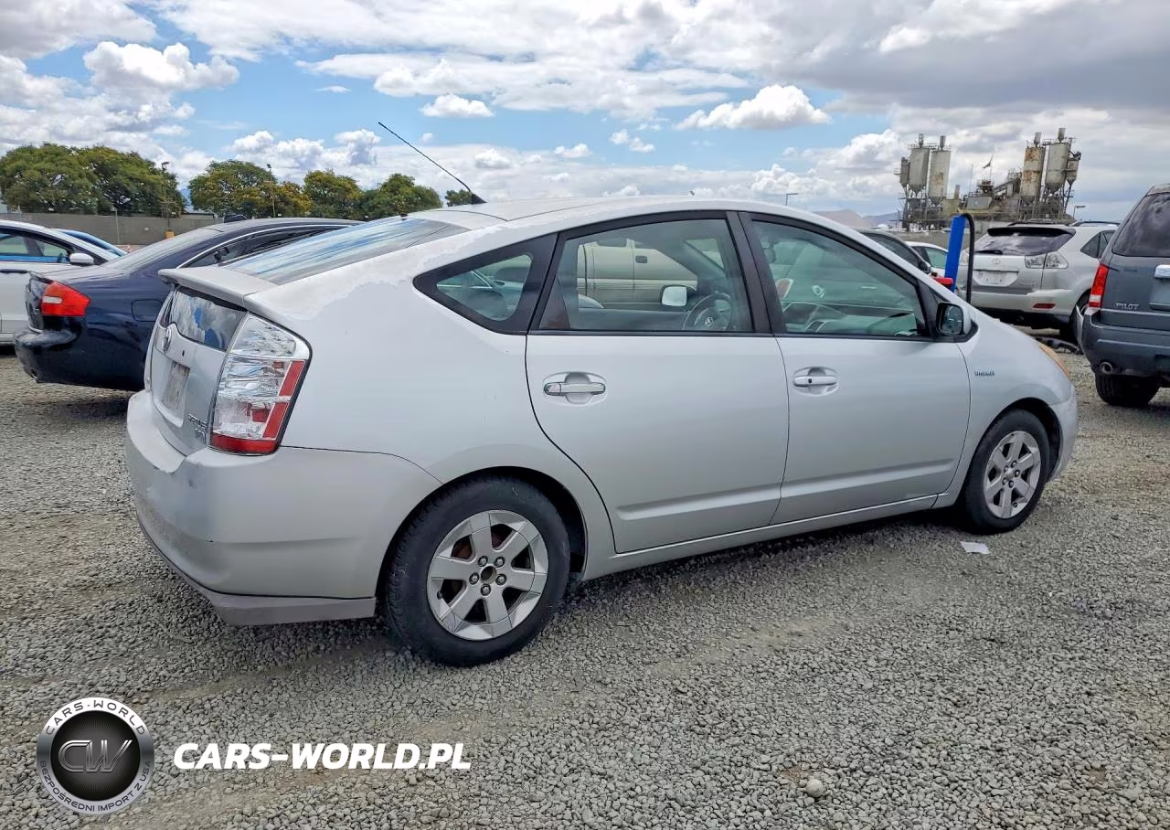 2008 Toyota Prius Base VIN:JTDKB20U287789739 - 3