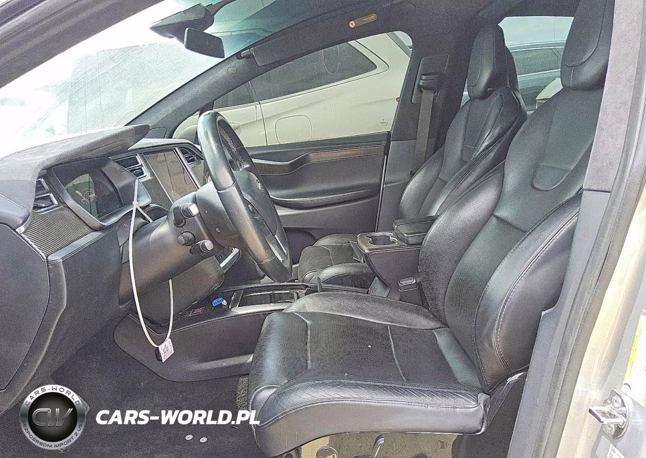 2016 Tesla Model X VIN:5YJXCBE25GF024933 - 7