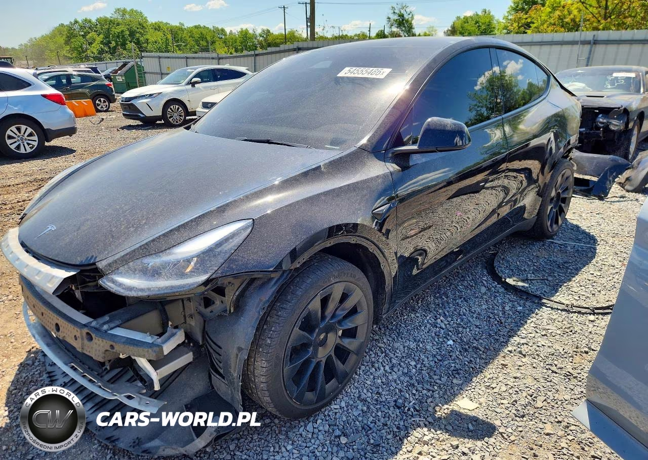2024 Tesla Model Y – zdjęcie 1 z 13
