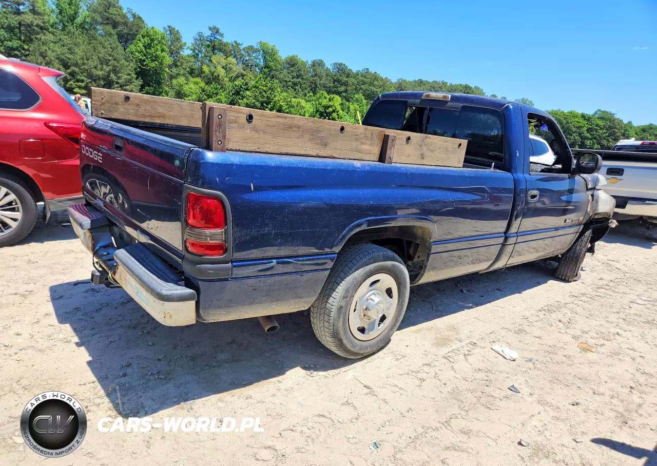 2001 Dodge Ram 1500 VIN:1B7HC16X41S300182 - 3