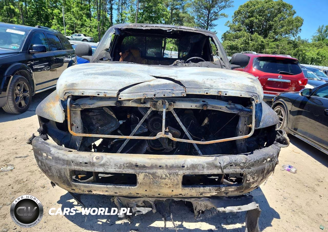 2001 Dodge Ram 1500 VIN:1B7HC16X41S300182 - 5